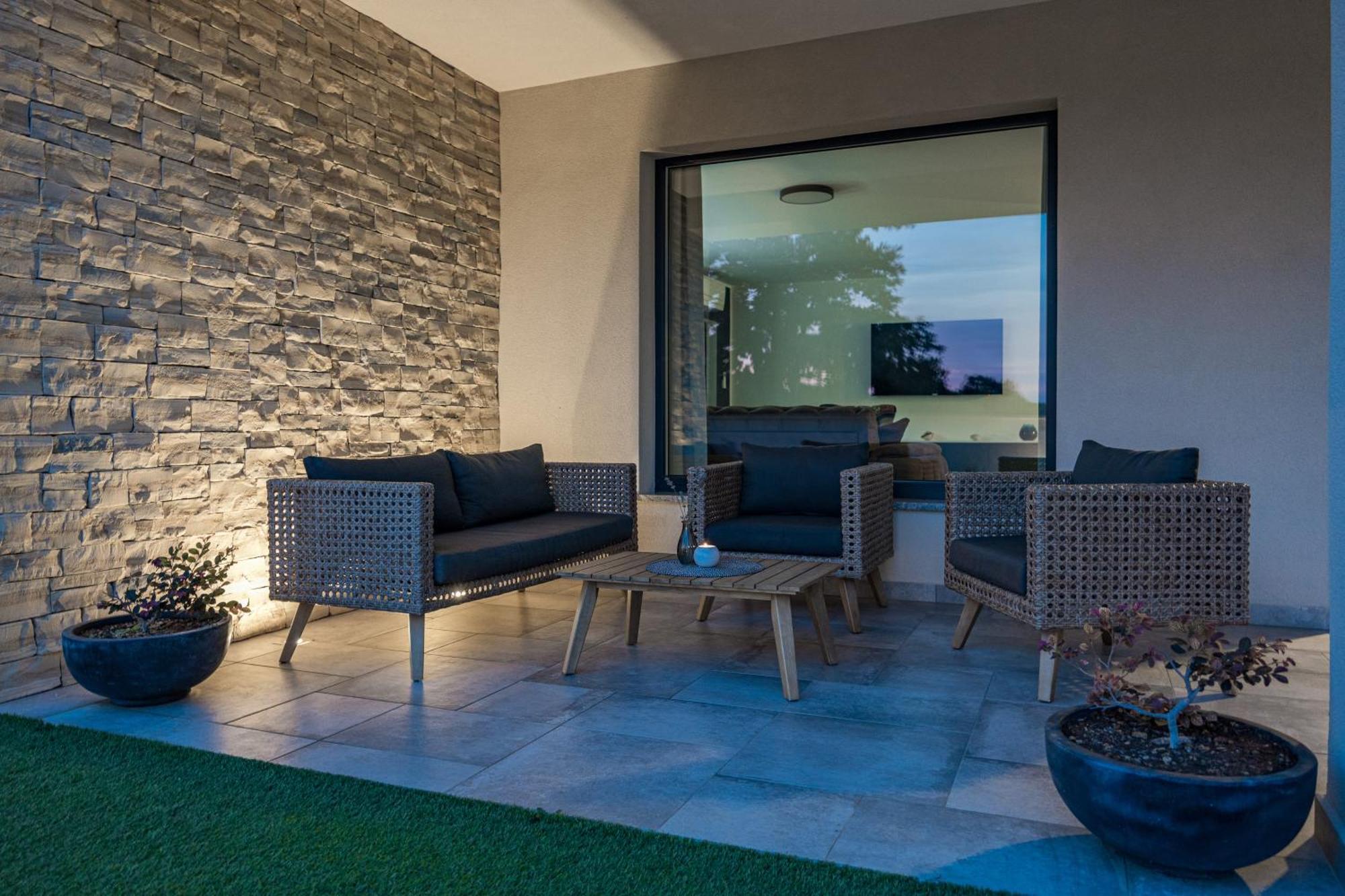 Special Offer! New Luxury Apartment With Pool, Fitness, Outdoor Bar&Grill Буйе Экстерьер фото