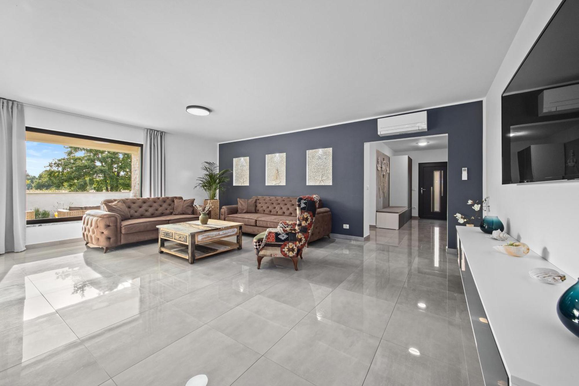 Special Offer! New Luxury Apartment With Pool, Fitness, Outdoor Bar&Grill Буйе Экстерьер фото